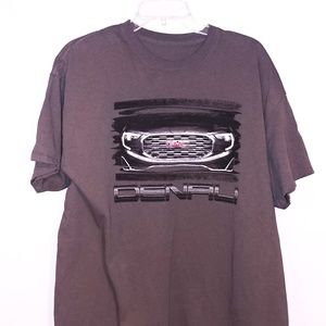 GMC Denali - grill / logo t-shirt  - SUV - truck -
